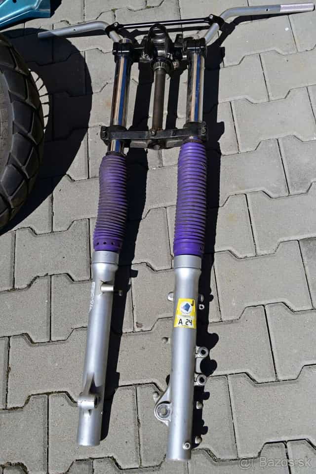 Kawasaki KLE 500 - na ND