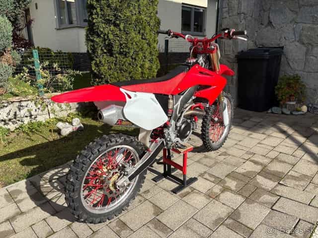 Predám Honda Crf450r