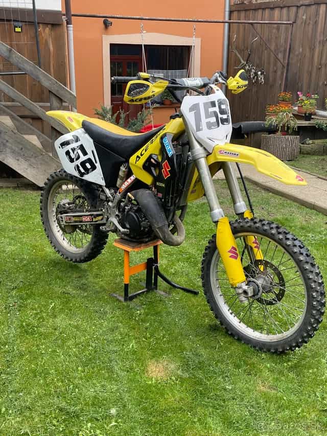 Suzuki rm 125