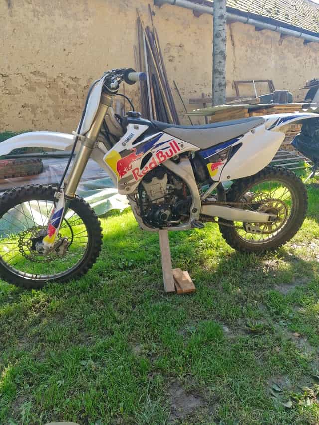 Yamaha yzf 250