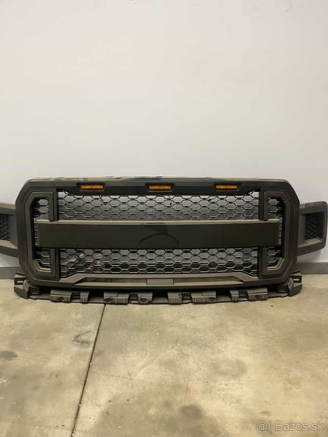 Ford-F150 gril