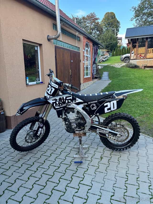 Yamaha yzf250