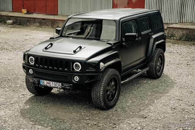 Hummer H3 3.7 BLACK Custom