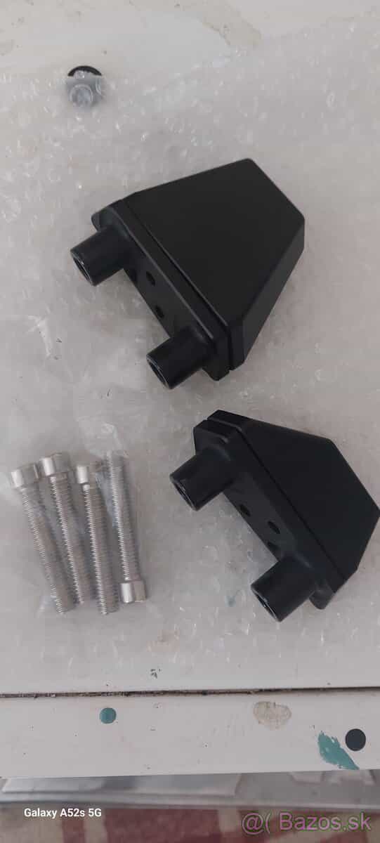 Podacie protektory Kawasaki Z750