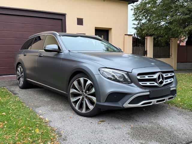 MB E trieda All-Terrain Magnetic Grey