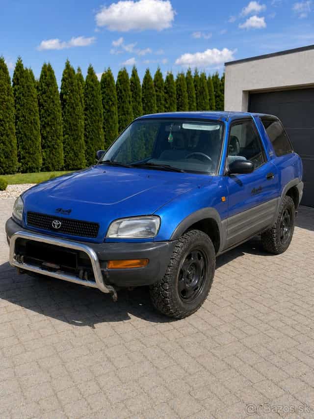 Toyota RAV4 2.0 4x4 – spoľahlivé offroad SUV