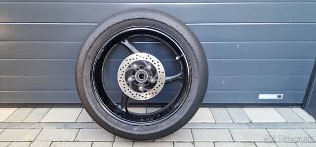Suzuki GSX R600 750 K8, K9, L0, zadné koleso
