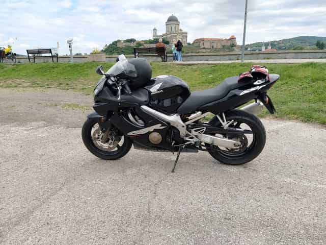 Predám HONDA CBR 600 F4i