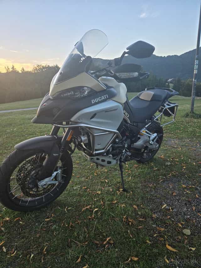 Ducati Multistrada 1200 Enduro PRO