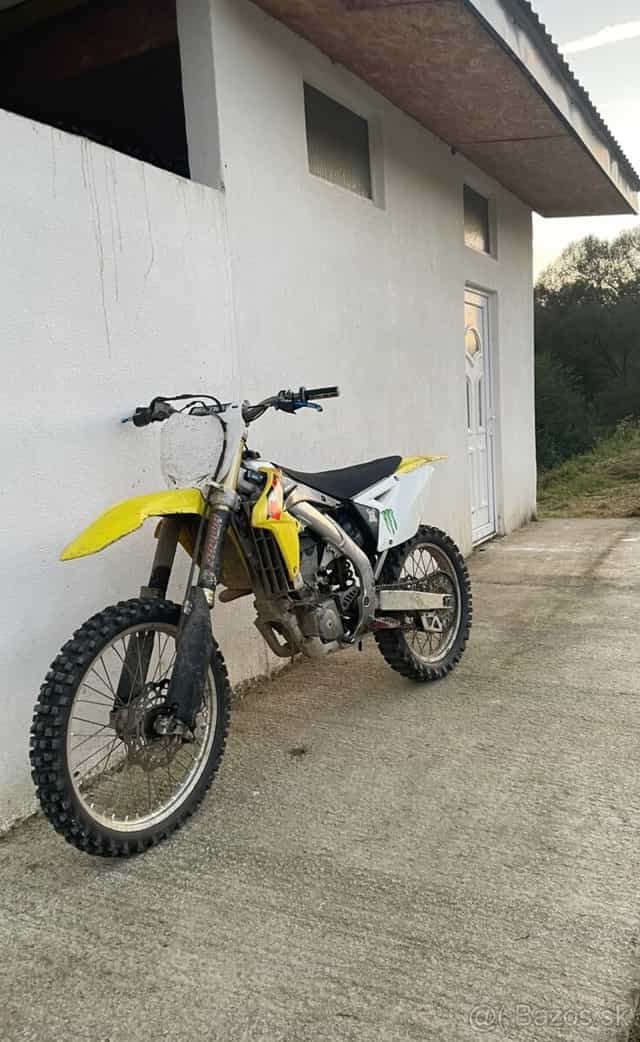 Suzuki Rmz450