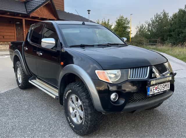 Mitsubishi L200 2.5 TDI Superselect 4x4 Uzávierka