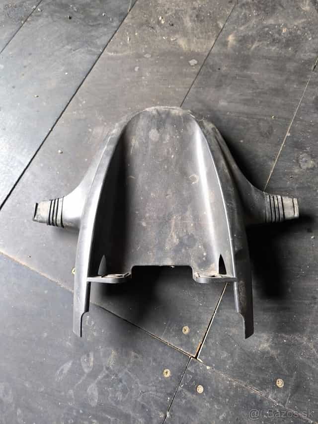 Ducati monster blatník