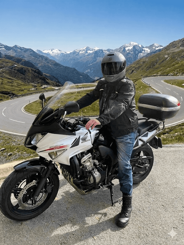 Predam hondu CBF 600