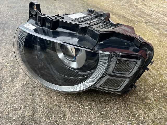 Led svetlo landrover defender