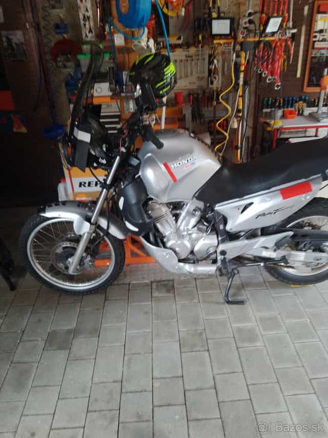 Honda transalp 650