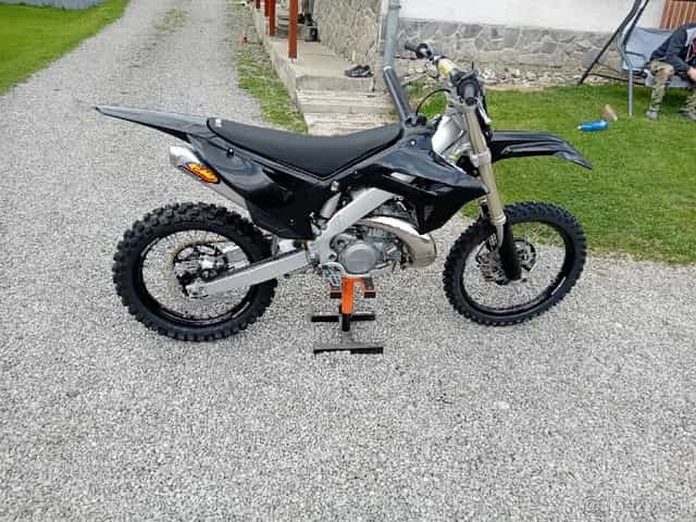 HONDA CR250