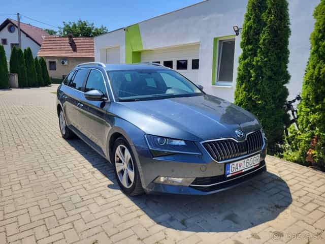 Skoda superb combi 2.0 TDI