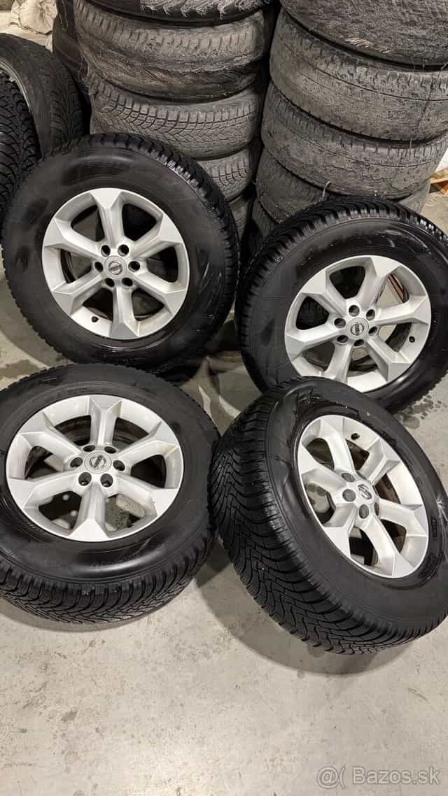 Nissan navara r17 5x114,3