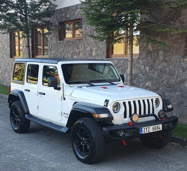 Predám Jeep Wrangler JL Sport 3.6 V6 4x4