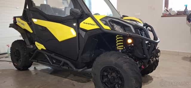 Can am maverick trial 800