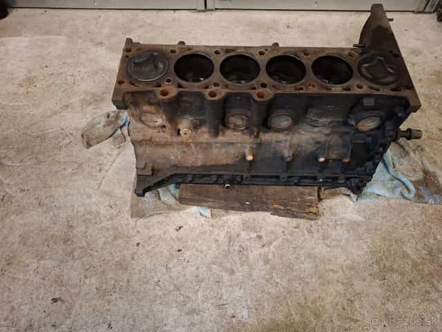 Range Rover p38 2.5 tds blok motora