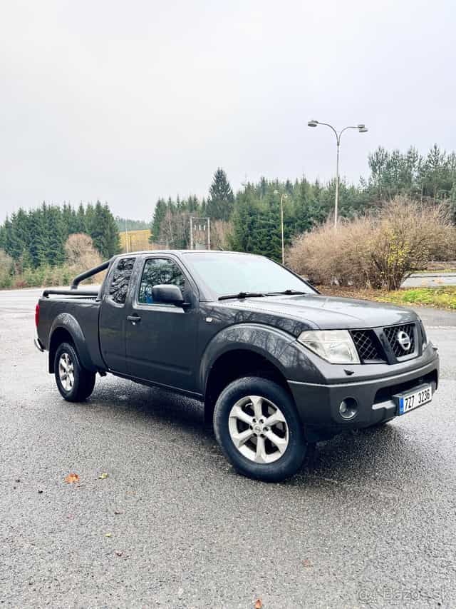 Nissan navara d40 king cab -  109 000 km