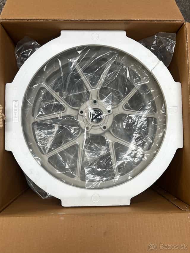 Disky Marchesini - Yamaha R1