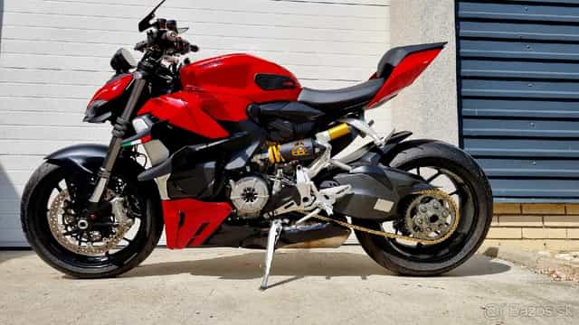 Ducati Streetfighter V2 (2022/8) v záruke