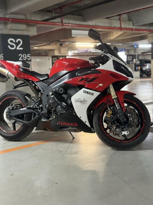 Yamaha R1 Rn13 2004(nu zx-10r,1000rr,gsxr)