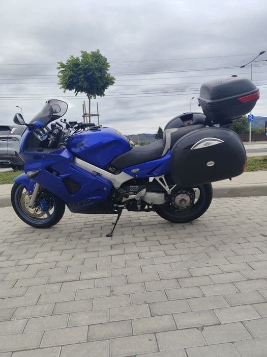 De vanzare Honda vfr 800