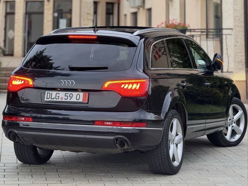 Audi Q7 “ S-Line / Quattro / Facelift “ Deosebit