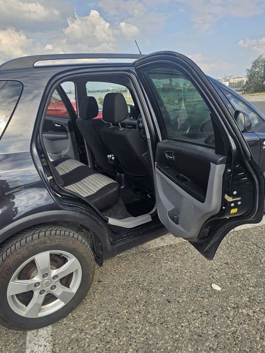 Suzuki SX4 2.0 2010 Model 4x4 decuplabil/Keyless go/entry