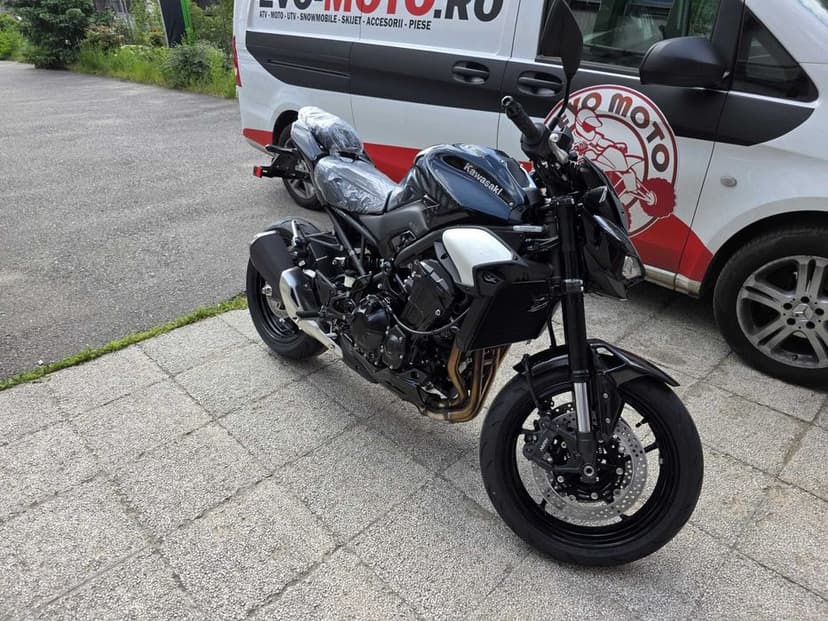 Motocicleta noua in stoc Kawasaki Z900 2025