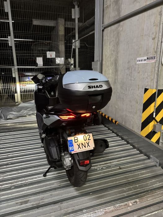 Scuter Yamaha Nmax 125 Tech Max 2025 / 1700 km / Ceramic Gray