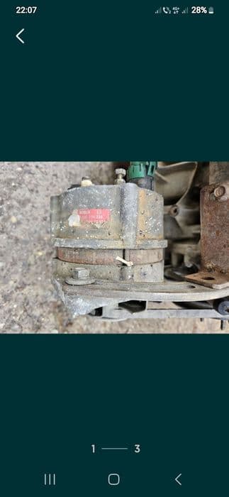 Alternator Suzuki Samurai de 55 amperi cu tot cu suport de prindere