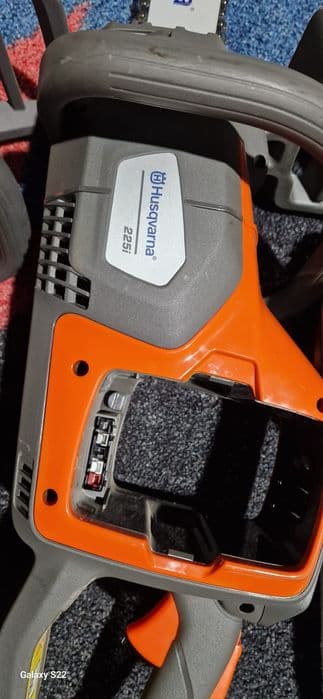Stihl ,Husqvarna drujba pe curent ,acumulator