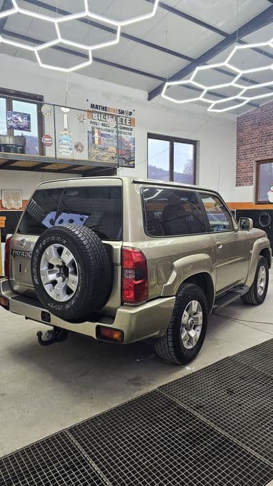 Nissan Patrol Autoutilitara N1
