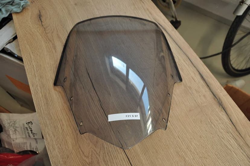 Capace motor parbriz scarite Yamaha Fz1 Fazer 2006+