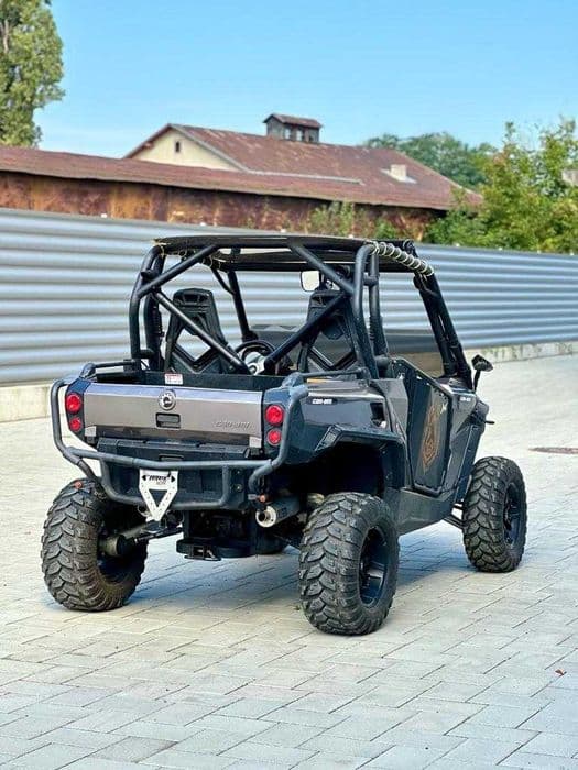 BRP Can-Am Bombardier Commander 1000