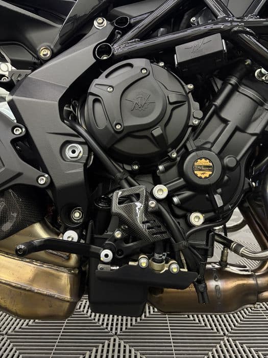 MV Agusta Brutale 800 • 637km parcursi