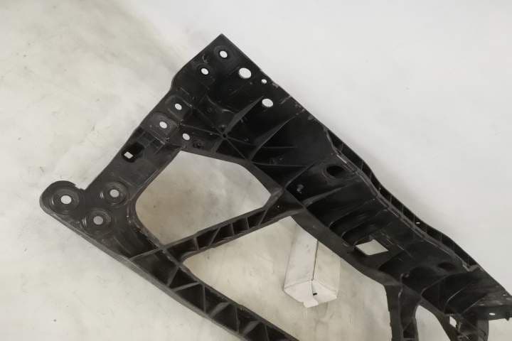 Trager Suport Radiator Apa Central Original In Stare Buna Land Rover