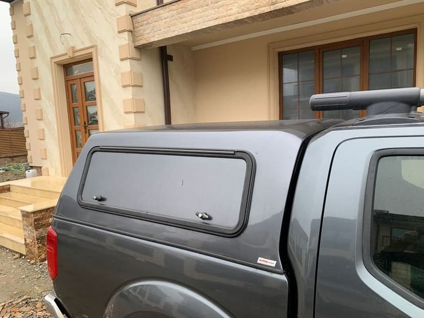Hard Top / har top / hardtop / capac bena Nissan Navara D40