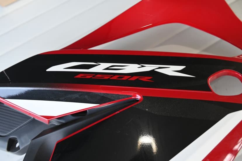 Honda CBR 650 R 21 - 22 Carena dreapta