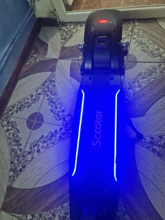 Vând trotineta electrica scooter ix6