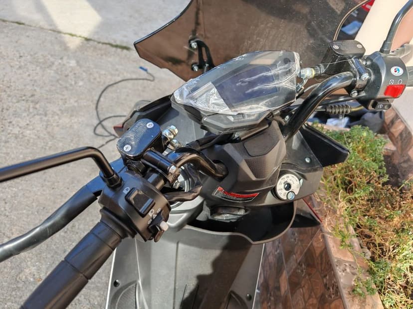 Vând scuter 125 nou,2024,euro 5