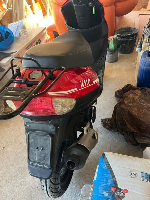 Vând Motoscuter UNO