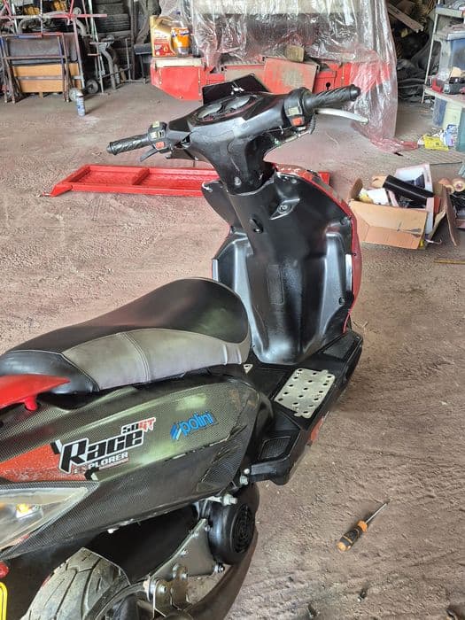 Vand scuter 50cc 2013