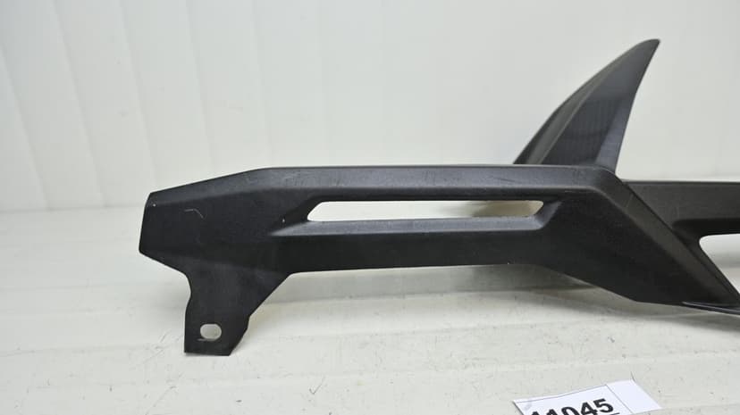 Plastic Protectie Lant BMW F900R F900XR 2019 - 2025