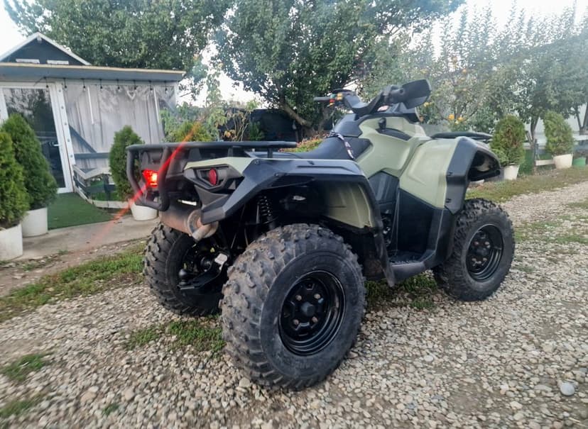 Atv Can-Am Outlander 450 - 4x4 – 2020, impecabil
