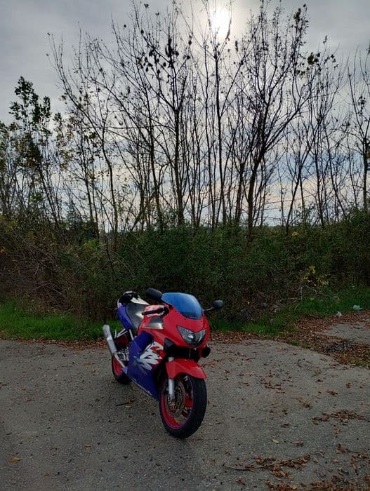 Honda CBR 600 F4